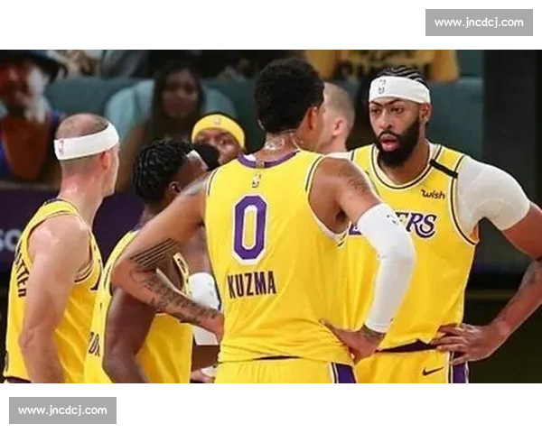 NBA总决赛湖人热火G5巅峰对决詹眉冲冠巴特勒死战之夜 NBA总决赛湖人热火G5巅峰对决詹眉冲冠巴特勒死战之夜
