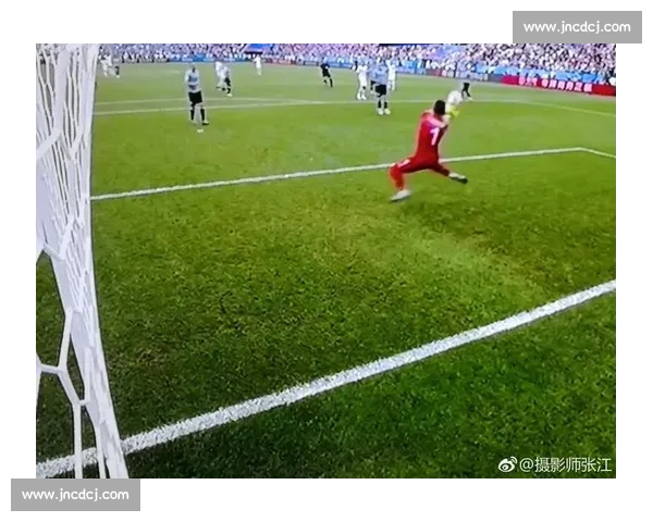 乌拉圭对阵法国赛前预测与胜负走势及战术看点解析关键球员表现 乌拉圭对阵法国赛前预测与胜负走势及战术看点解析关键球员表现